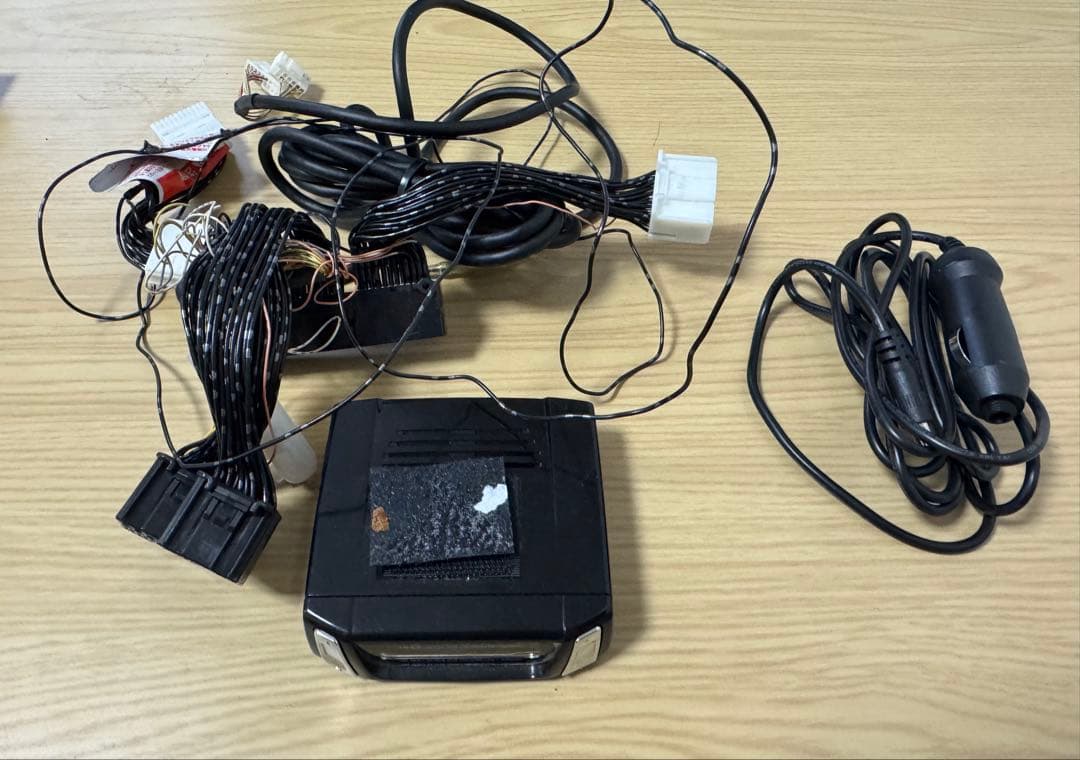 LS460/600h/600hL 後期　エアサスコントローラー