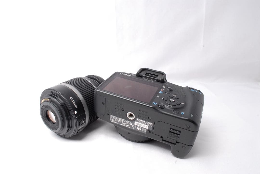 Canon EOS Kiss X3 デジタル一眼レフカメラ