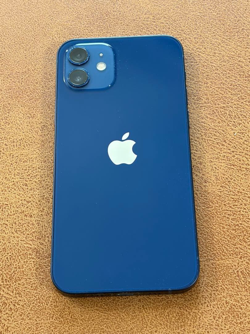Apple iPhone 12 青色 本体　SIMなし