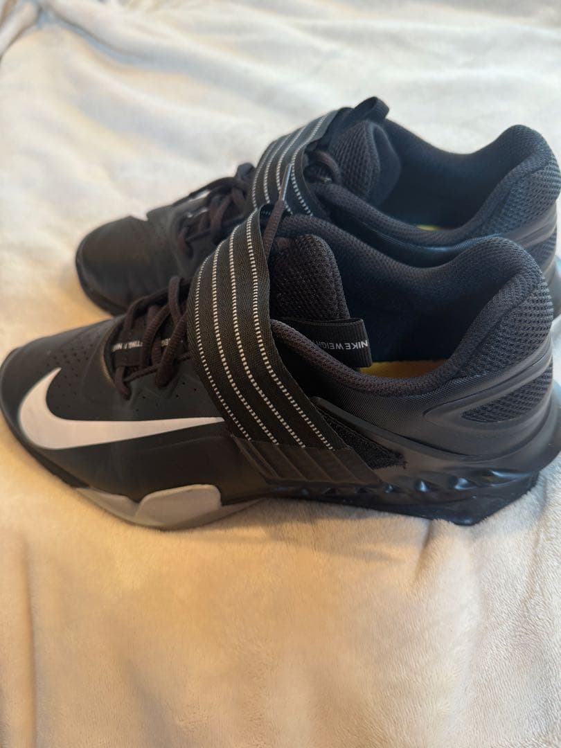 NIKE　サバレオス　27.5センチ