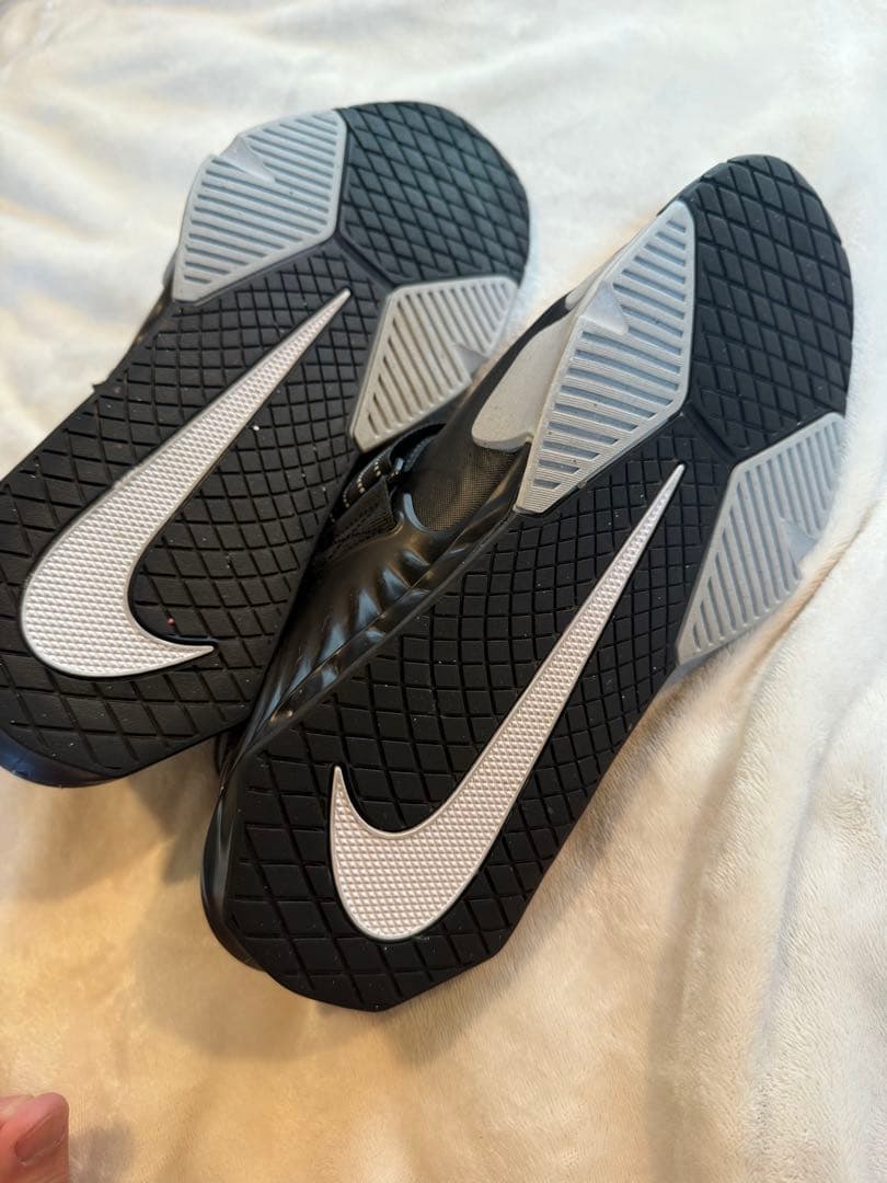 NIKE　サバレオス　27.5センチ