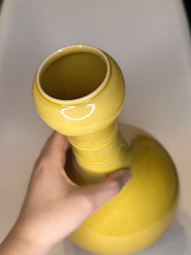 中国　大清乾隆年製　単色釉　黄釉　蒜頭瓶　底款有　古美術　骨董品　收藏品