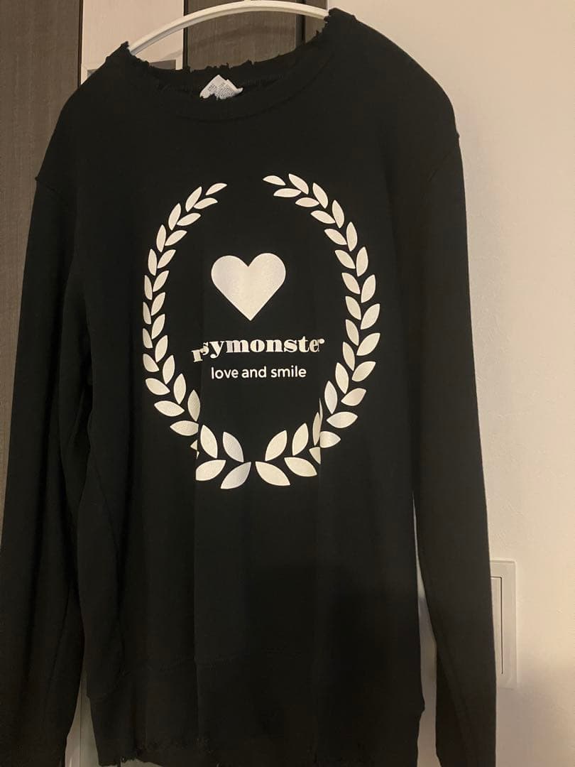 ロージーモンスター　ロゴスウェット