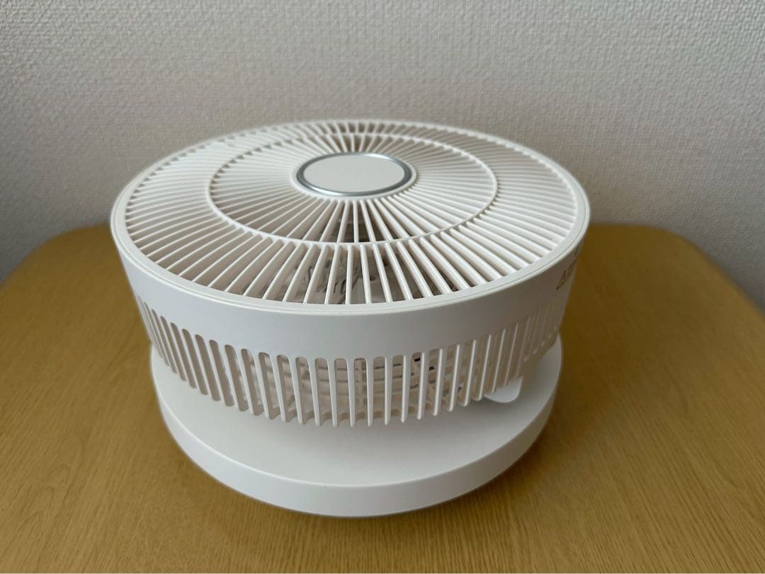 ニトリ　DCコードレス充電式　コンパクト収納扇風機