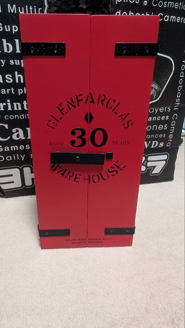 Glenfarclasグレンファークラス 30年レッドドア 空き瓶　箱付き