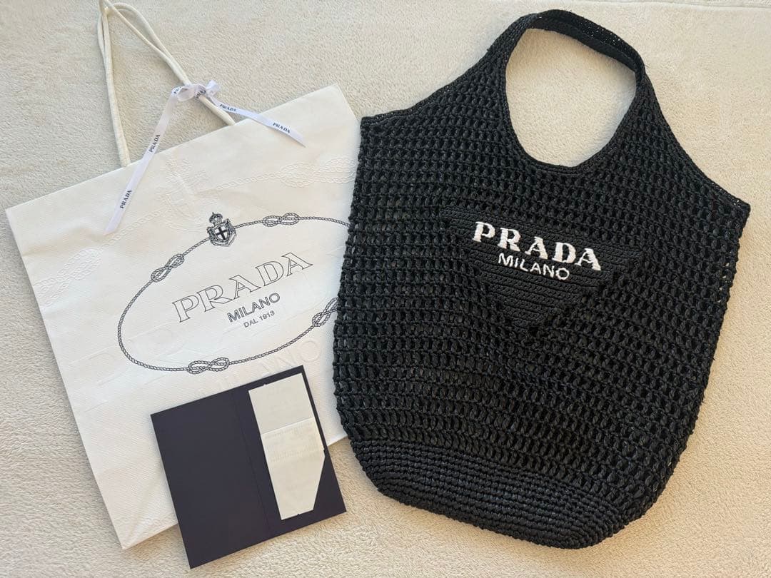 PRADA　プラダ　ラフィアトートバッグ