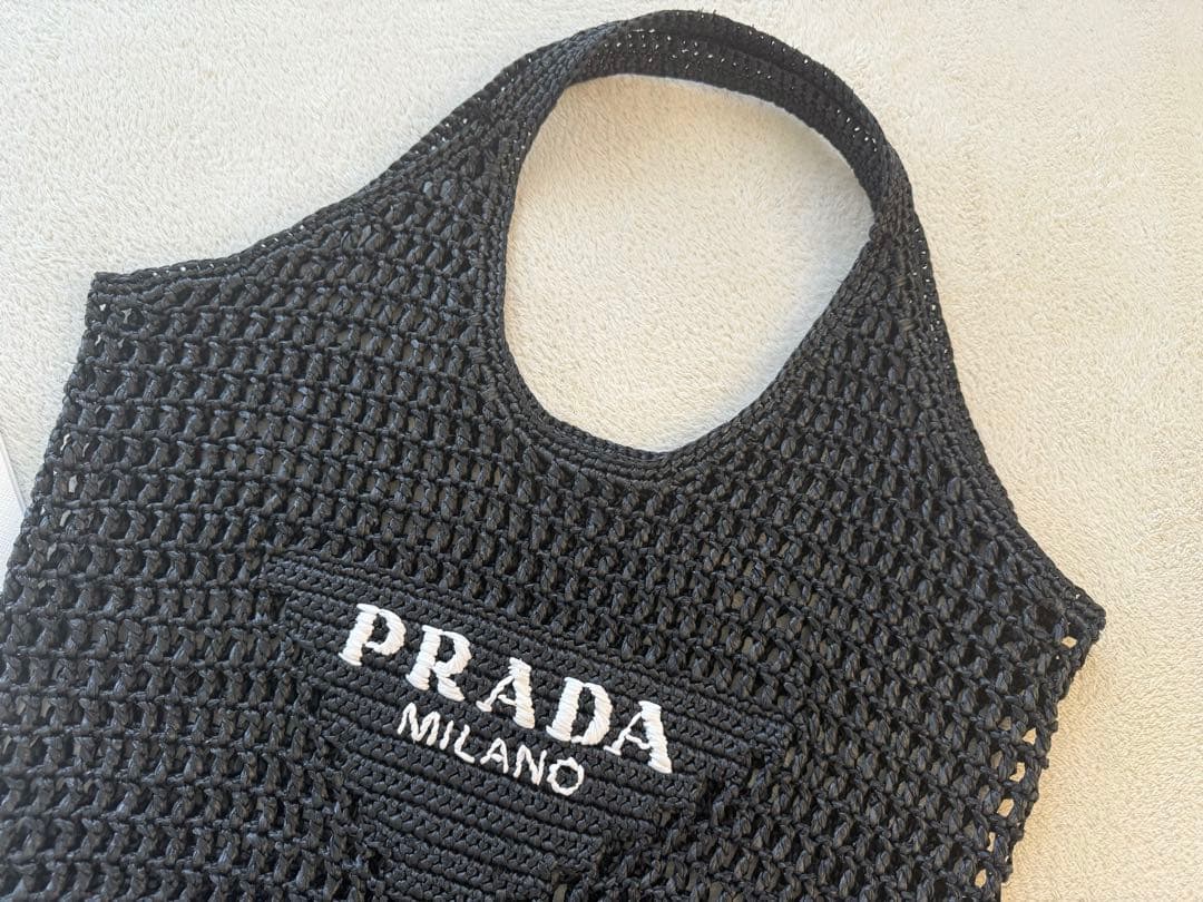 PRADA　プラダ　ラフィアトートバッグ