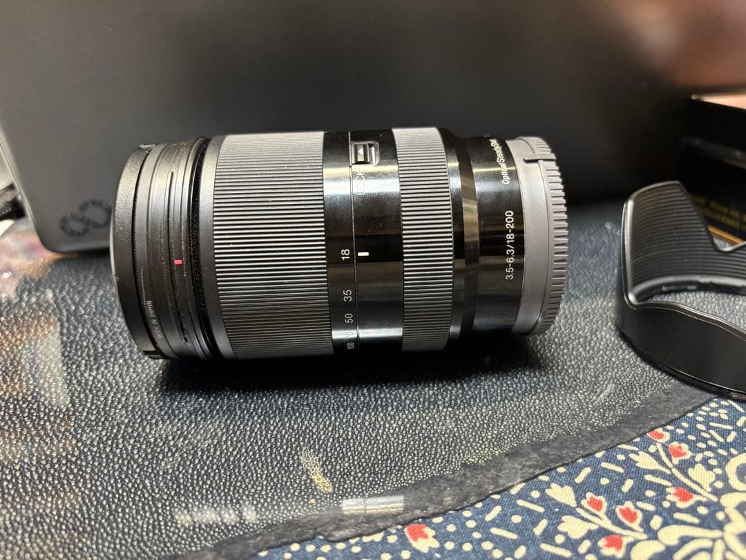 ［ジャンク］ソニー　SEL18200LE