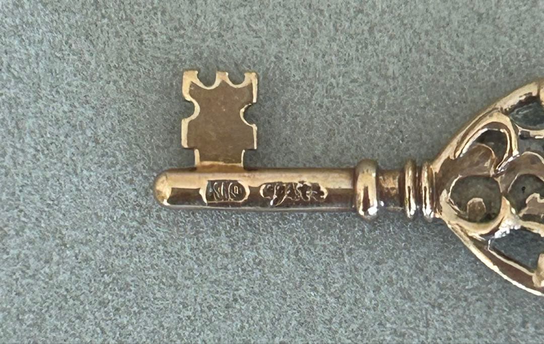 アガット　キーチャーム　鍵　ナンバー3 K-10