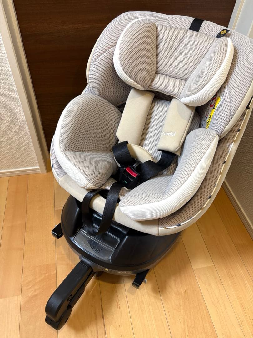 コンビ　クルムーヴスマート ISOFIX