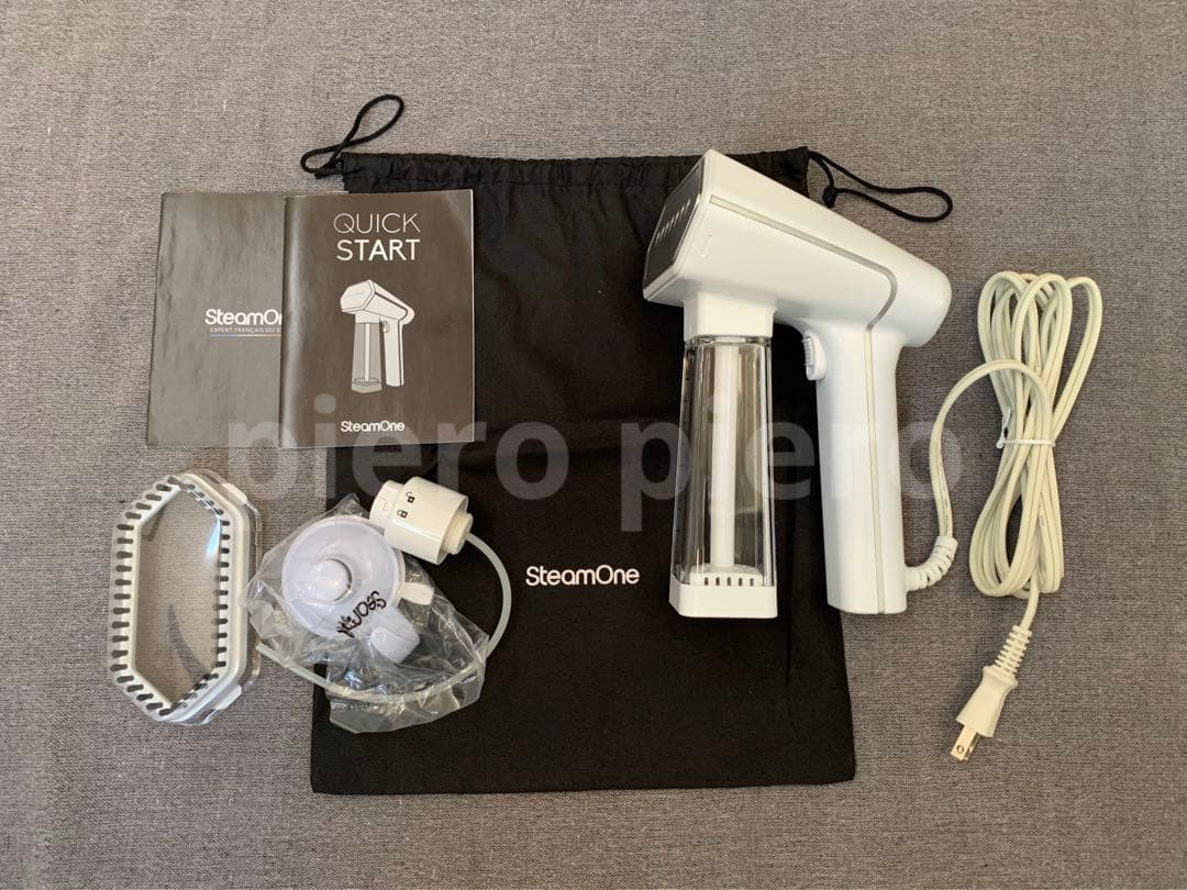 SteamOne 衣類スチーマー／中古品
