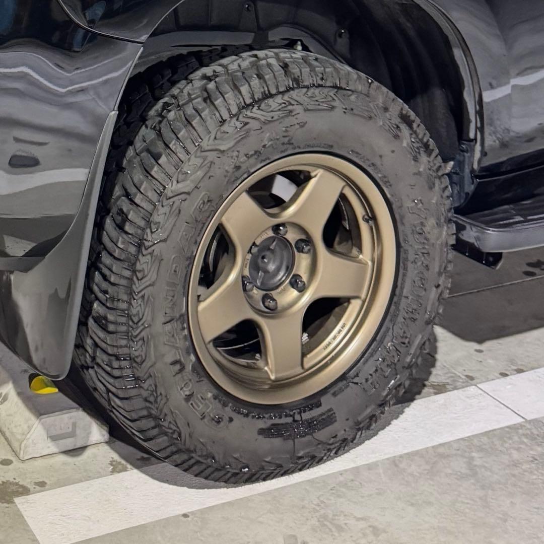 引き取り限定！ブラッドレーV 17インチ タイヤホイールセット 150プラド