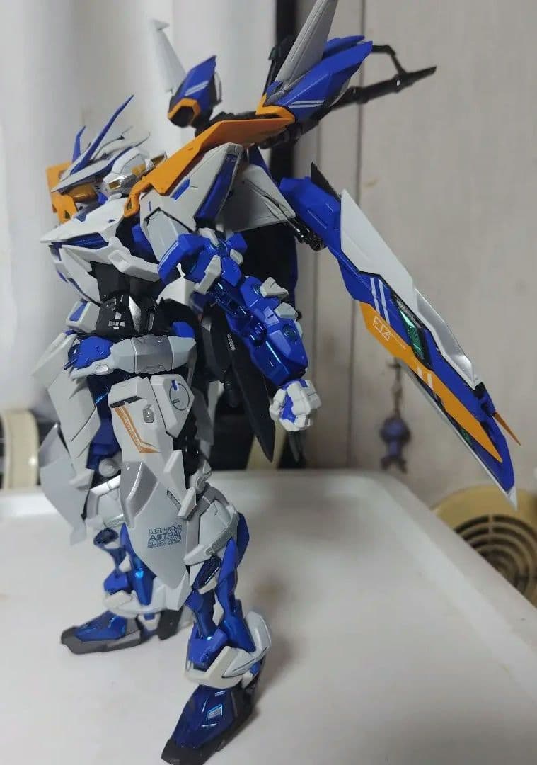 L BUILD ガンダムアストレイ ブルーフレームセカンドリバイ　開封