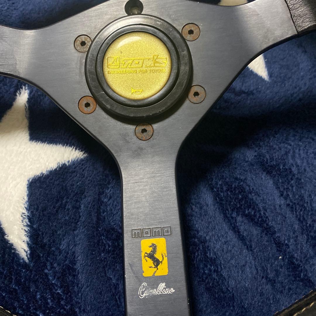 MOMO Cavallino ステアリング 本体