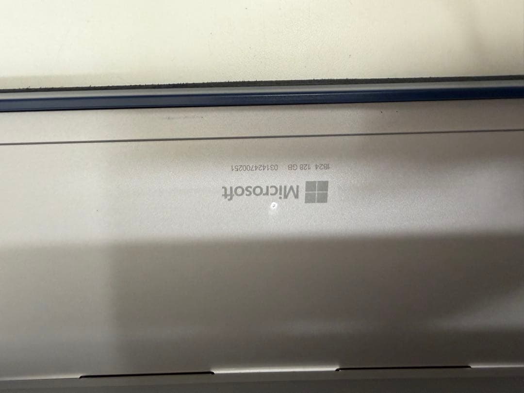 Windowsタブレット本体 Surface Go 8GB 128GB 4415Y