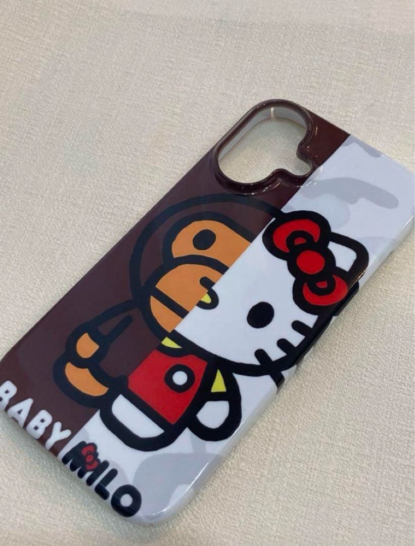 【大特価✨新品未使用✨】iPhone16ケース アベイシングエイプ ハローキティ