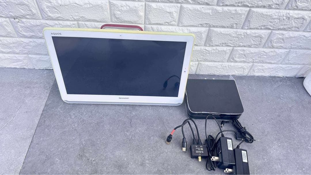 SHARP シャープ 16V型 ポータブル液晶テレビ 2T-C16AP ホワイト