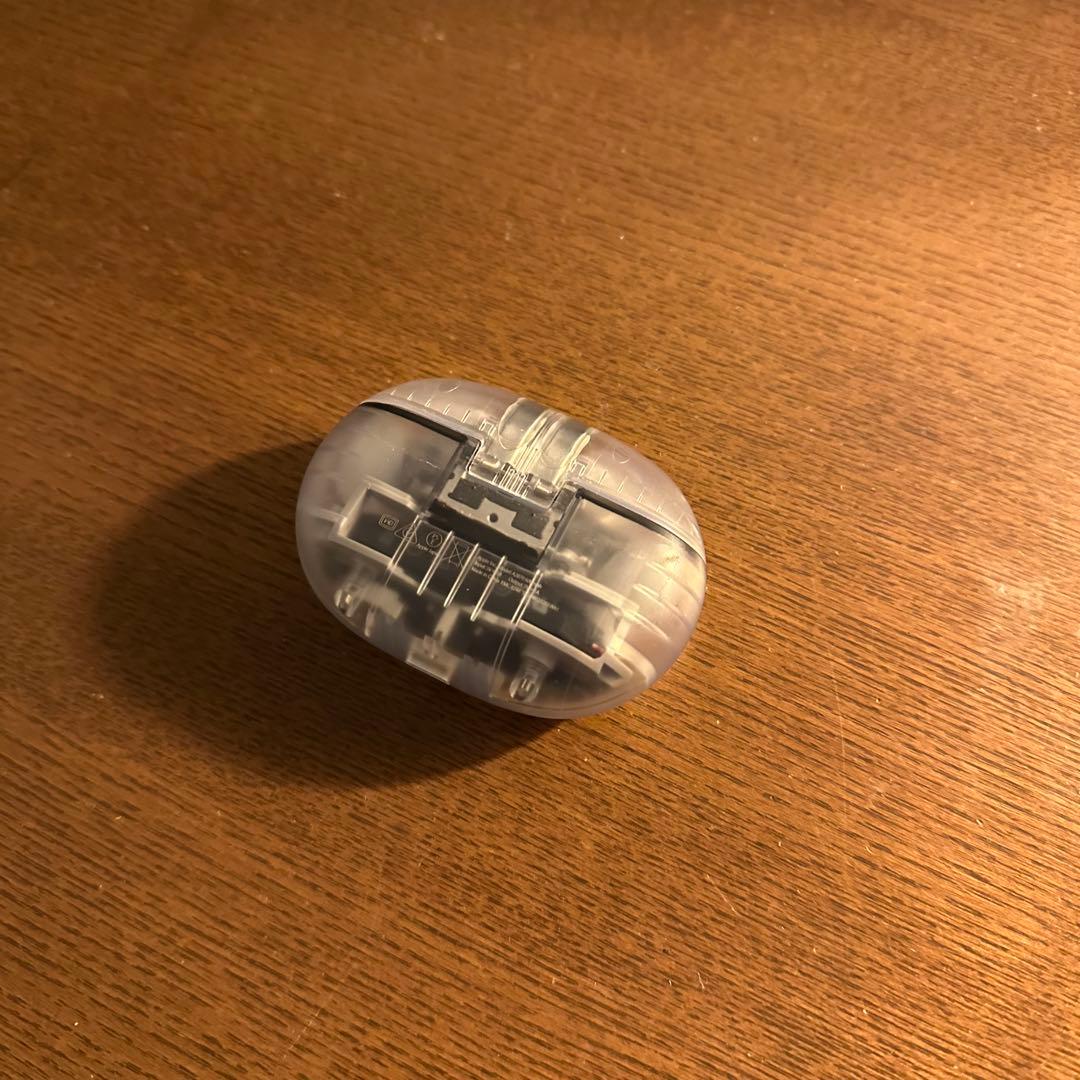 Beats Studio Buds+ 透明 スケルトン