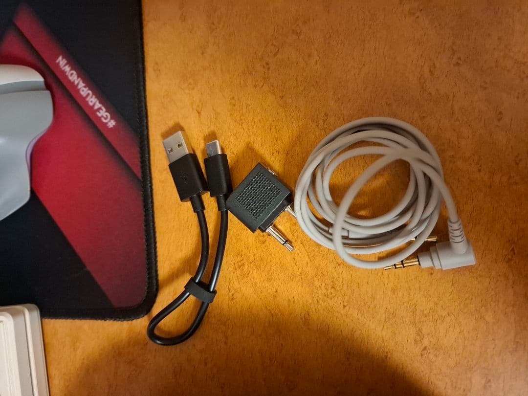 SONY WH-1000XM4 ワイヤレスヘッドホン グレー ケース付き