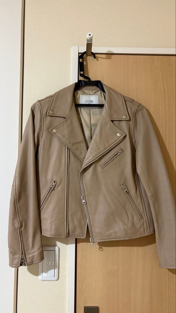 スローブイエナ　ベージュ レザー ライダースジャケット　シープスキン