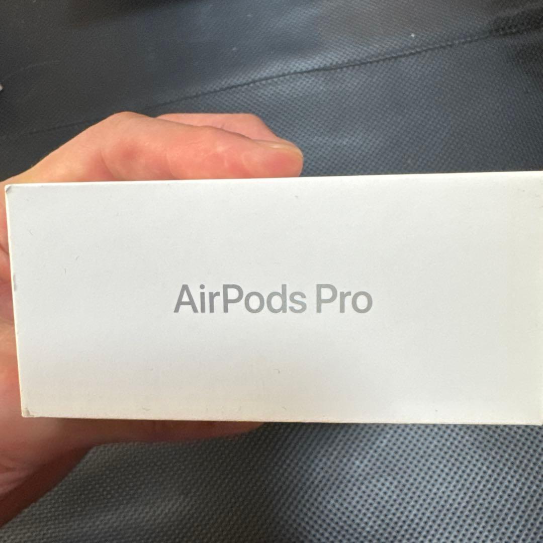 AirPods本体 ホワイト 充電ケース付きMTJV3J/A