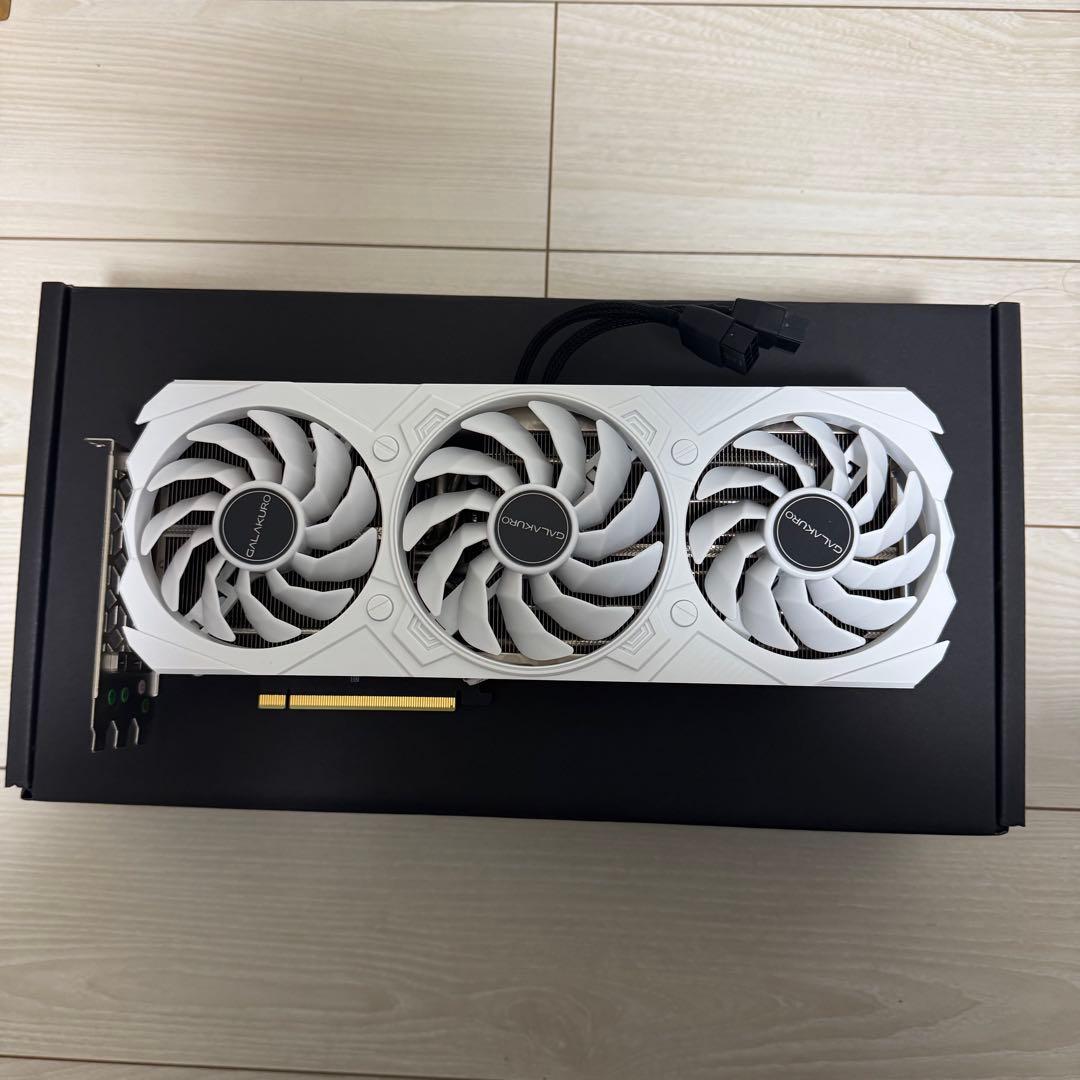 玄人志向 GK-RTX4070Ti-E12GB/WHITE/TP