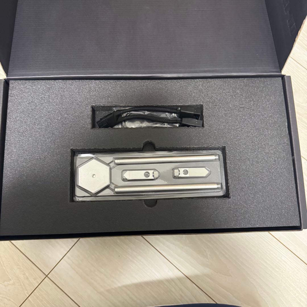 玄人志向 GK-RTX4070Ti-E12GB/WHITE/TP