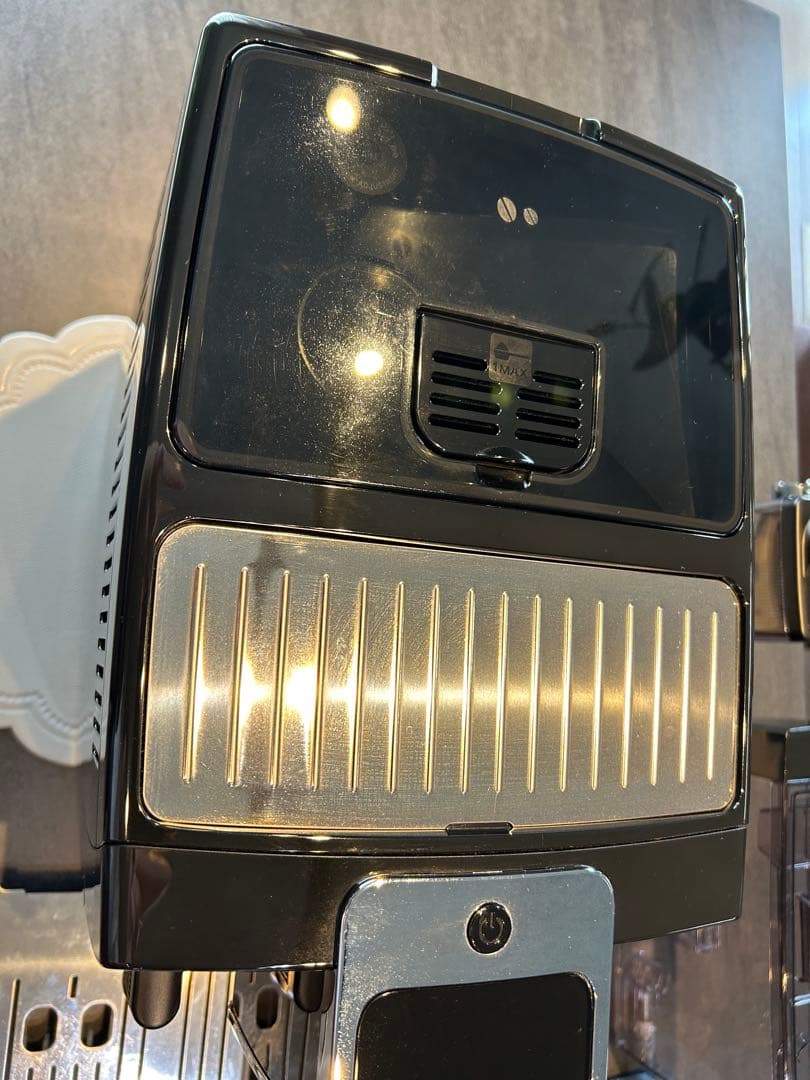 値下げしました。ECAM35055 デロンギ　エスプレッソマシン