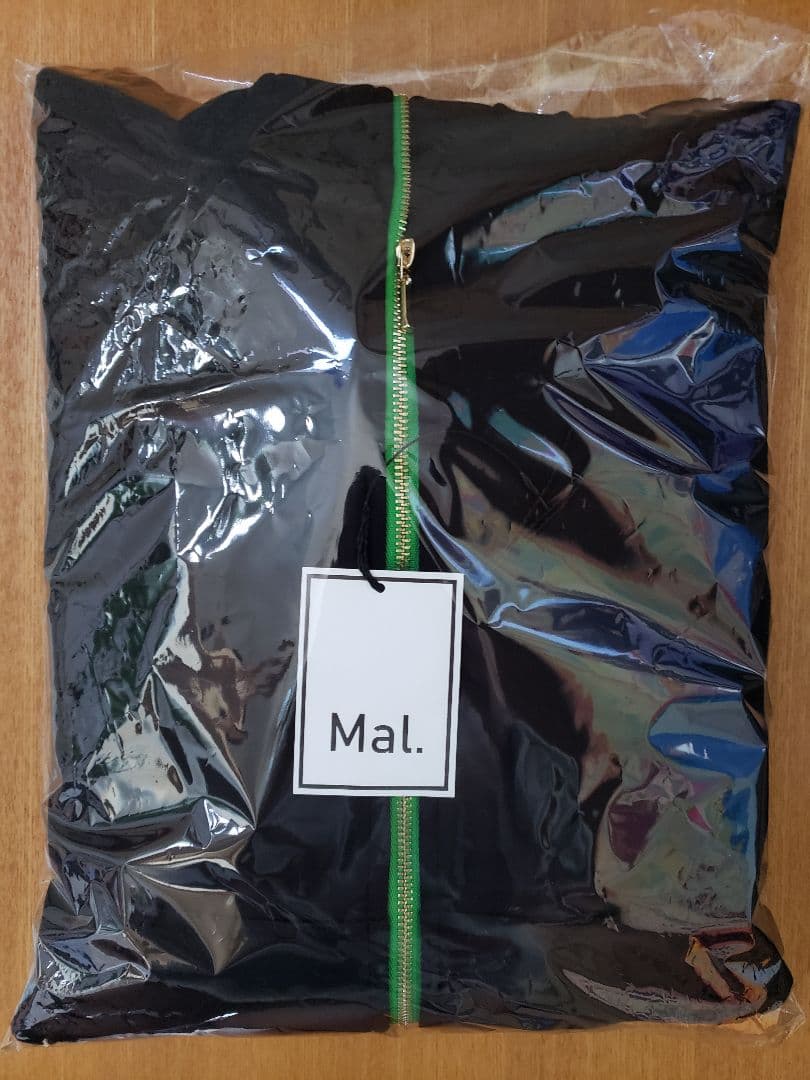 Mal. 黒 フード付きパーカー