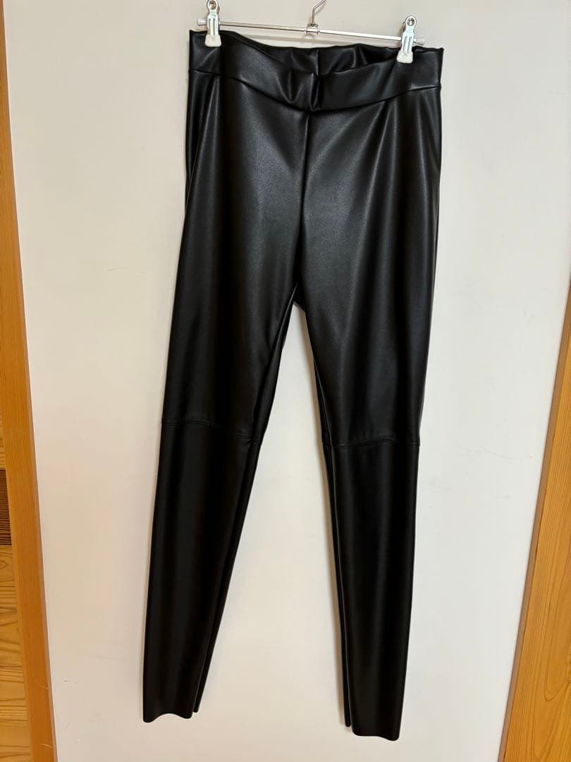 WOLFORD ウォルフォード　レザー　レギンス　新品未使用品