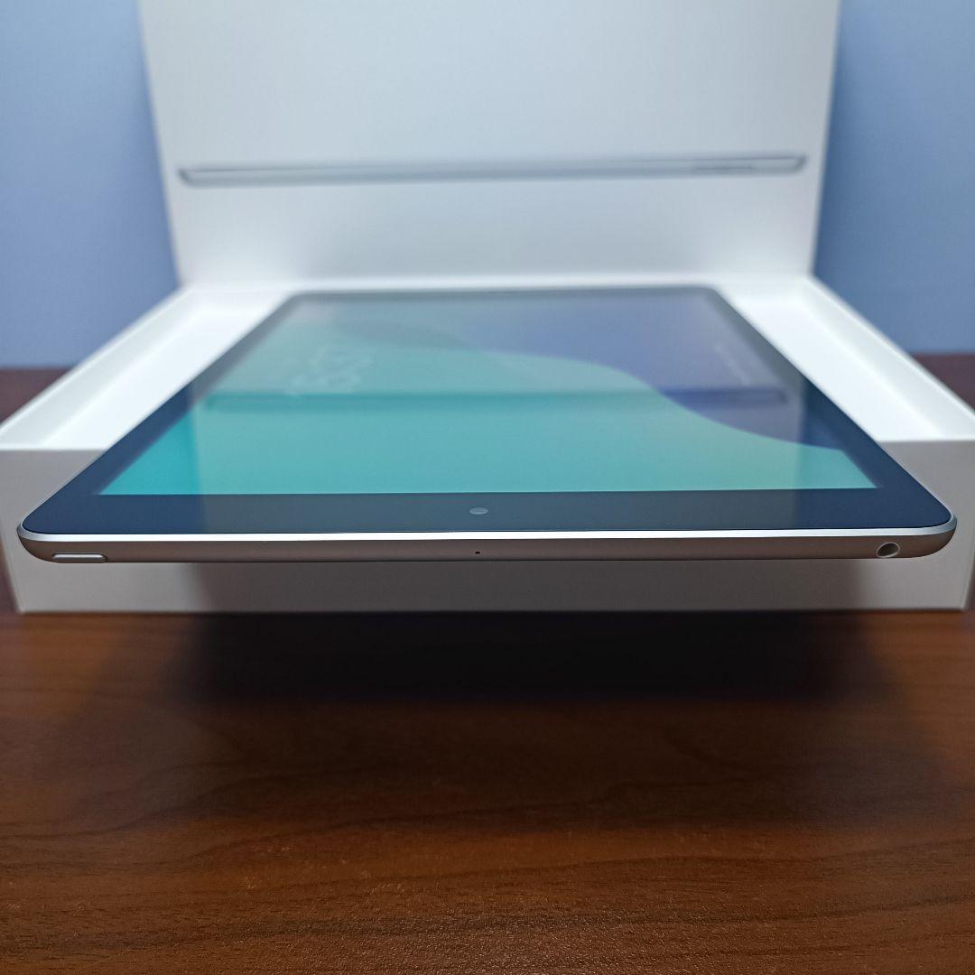 (美品) iPad 10.2 第9世代 WiFi 64GB キーボード付き