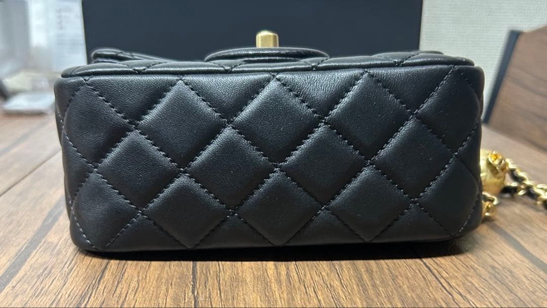 シャネルVIPレザー ショルダーバッグノベルティバック