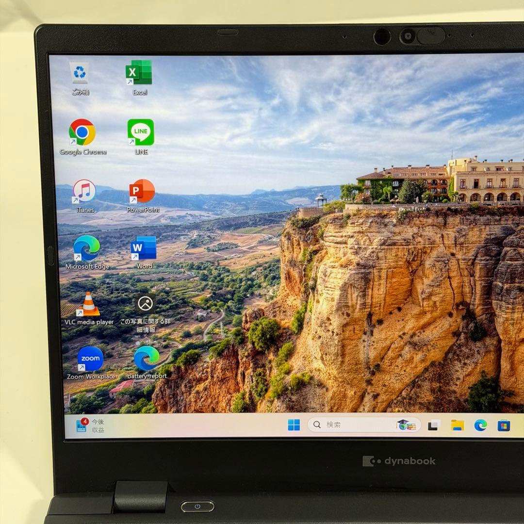 67.G83/HU 超軽量 i5-11世代 16G512G Office2024