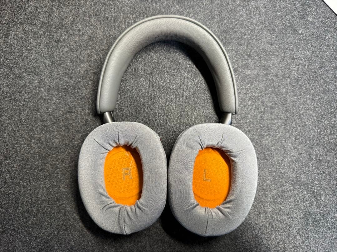 ヘッドホン Bowers & Wilkins PX8 McLaren Edition