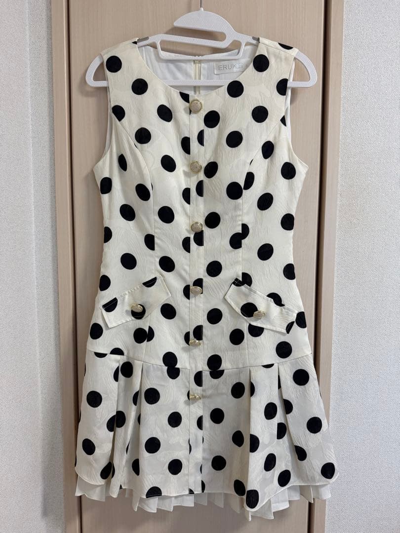 エルケイドレス　ドット柄フレアドレス
