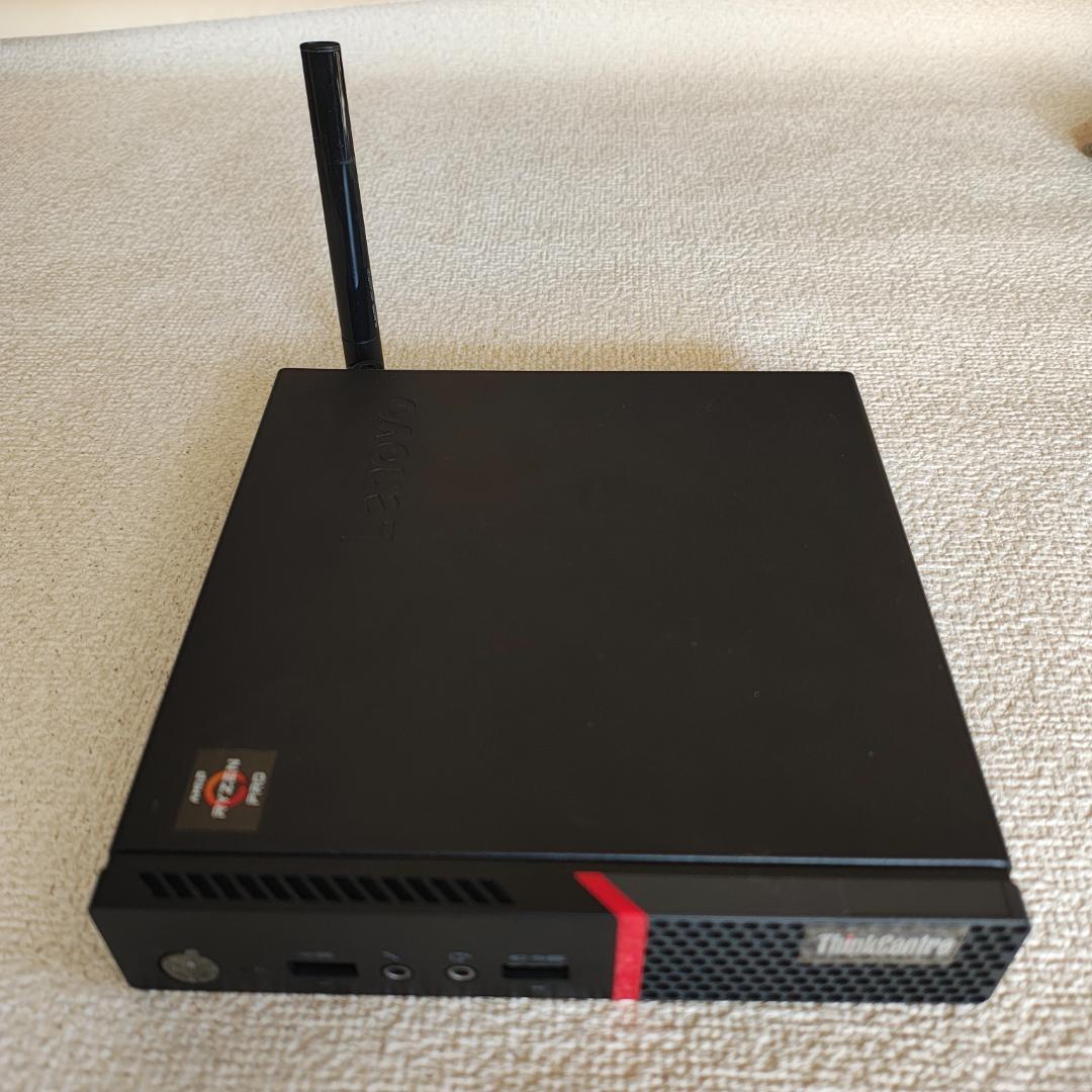 美品：ThinkCentre M715q/16GB/ssd256/hdd320