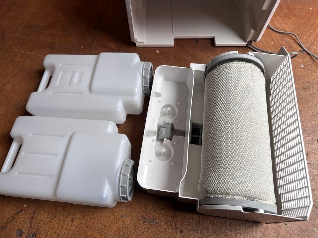 Panasonic 気化式加湿器 FE-KXF15-W 2018年製