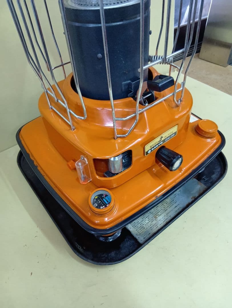 SANYO OHC-31F 電気ストーブ オレンジ