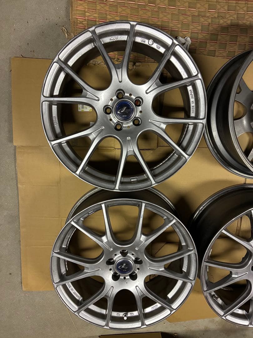 18インチ シルバーホイール 5本スポーク