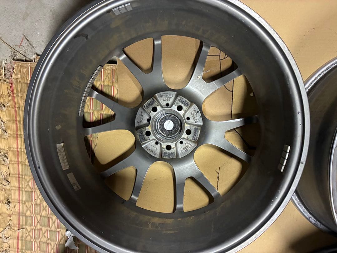 18インチ シルバーホイール 5本スポーク