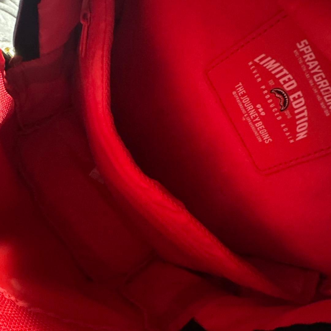 バッグ sprayground