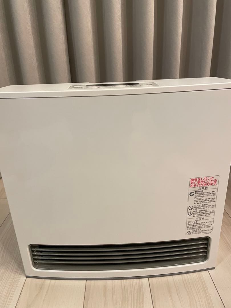 ガスファンヒーター　都市ガス13A ホワイト