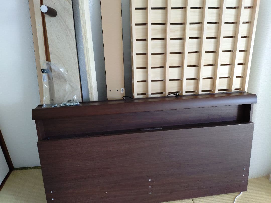 日本ベッド　クイーン　セラーズシェルフAFE（ウォルナット）