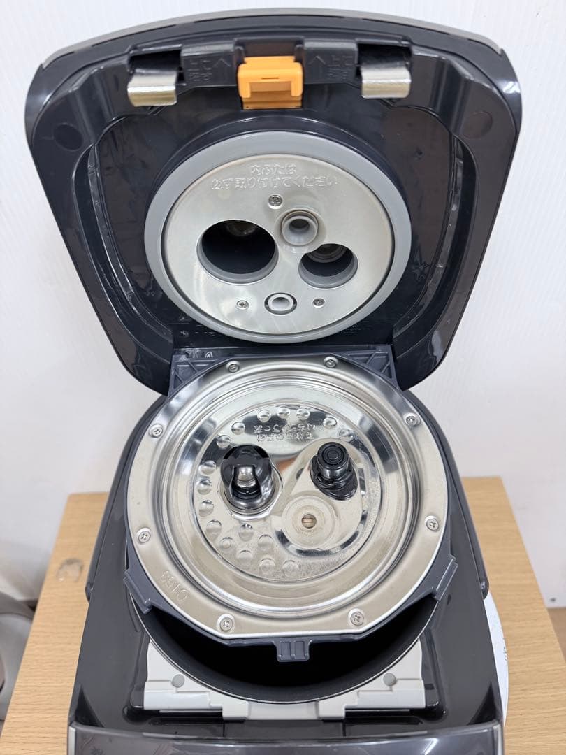 象印 Zojirushi NP-RT05 圧力IH炊飯器 3合炊き 2021年製