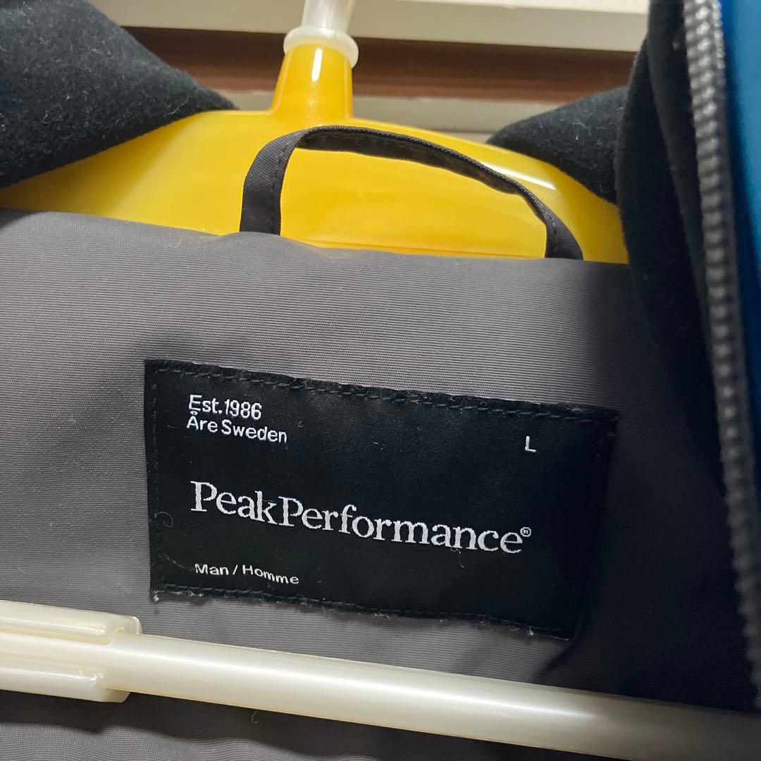 Peak Performance スキージャケット