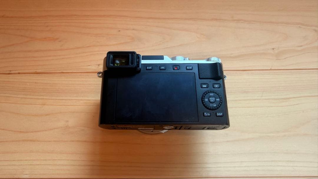 【値下げ】ライカ D-LUX7 ケース付き Leica