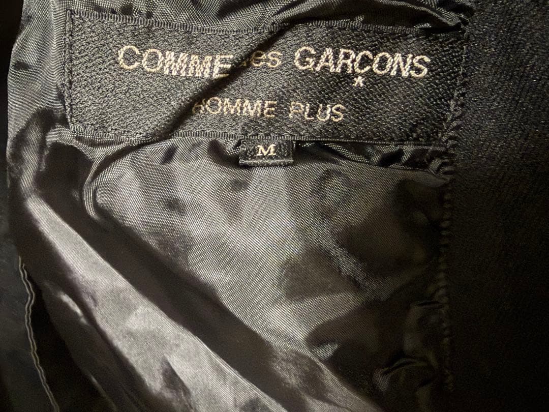 コムデギャルソンオムプリュス ポリ縮絨　ピークドラペル　テーラードジャケット