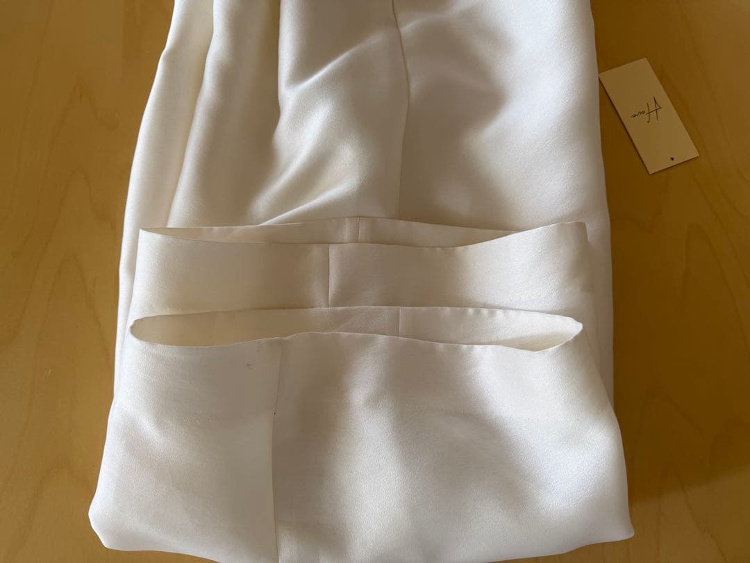 Heve シアーサテンフレアガウチョ　38 バニラ