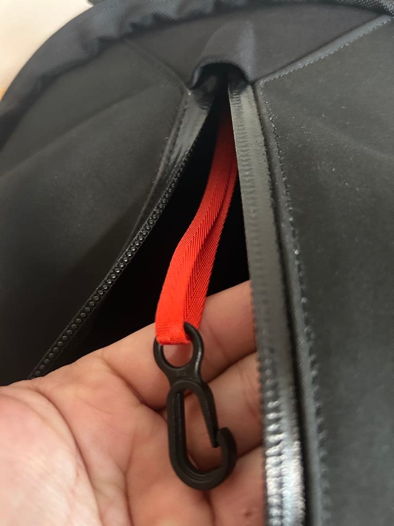 【美品】国内正規品 アークテリクス アロー16 ブラック×ゴールド 廃盤カラー