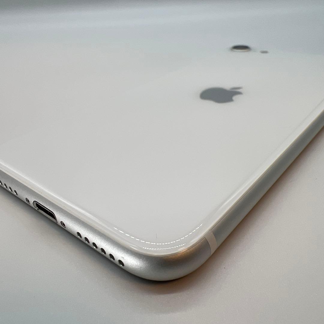 iPhoneSE2 64GB ホワイト